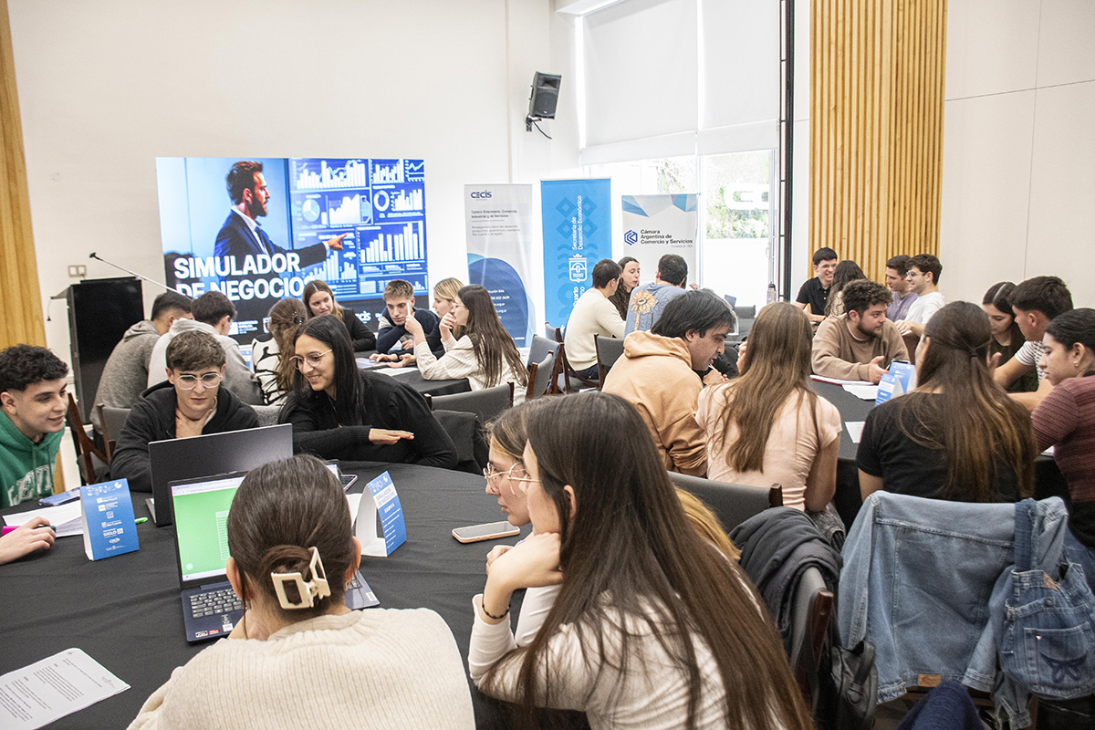 Se realizó la propuesta del Simulador de Negocios