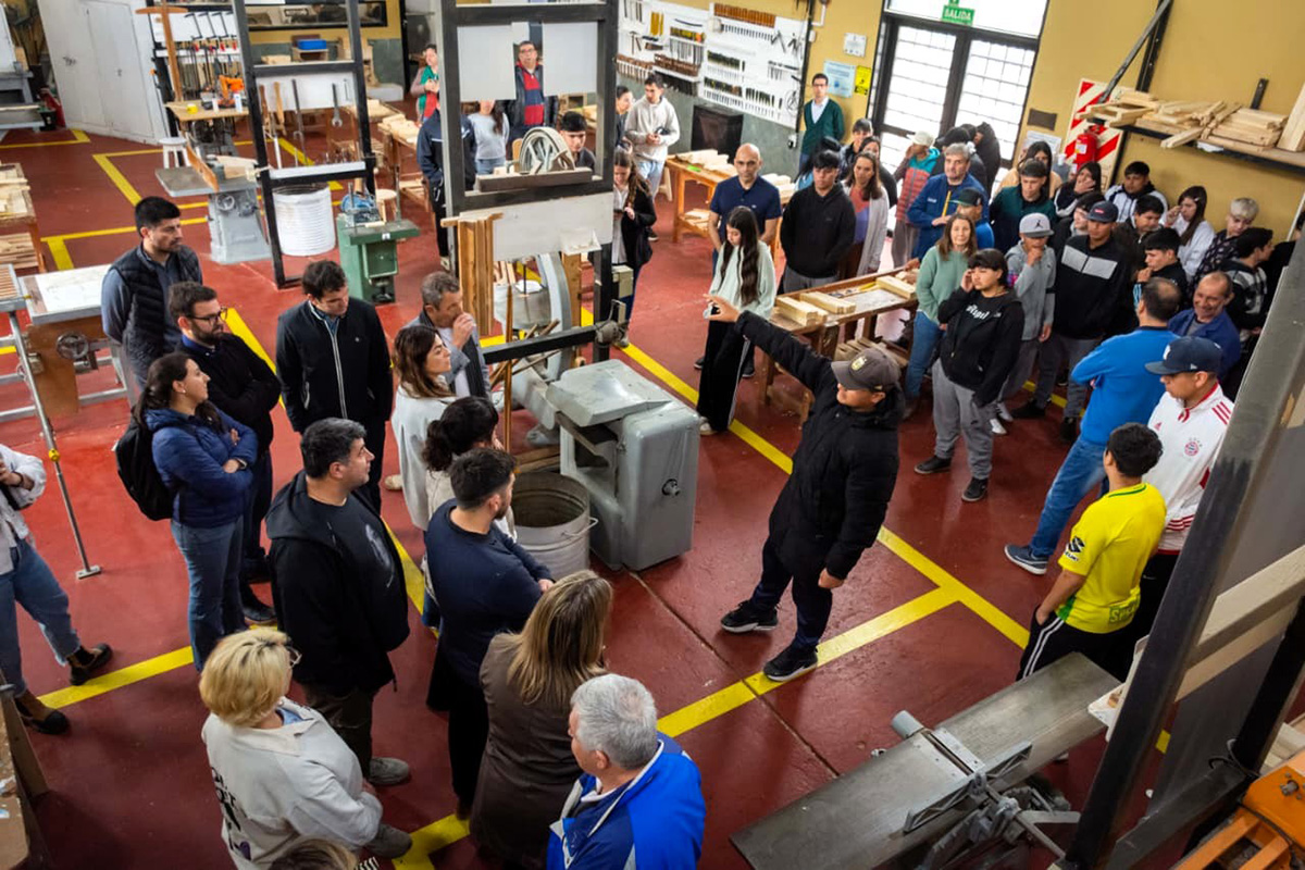 Presentó su trabajo la Escuela de Carpintería